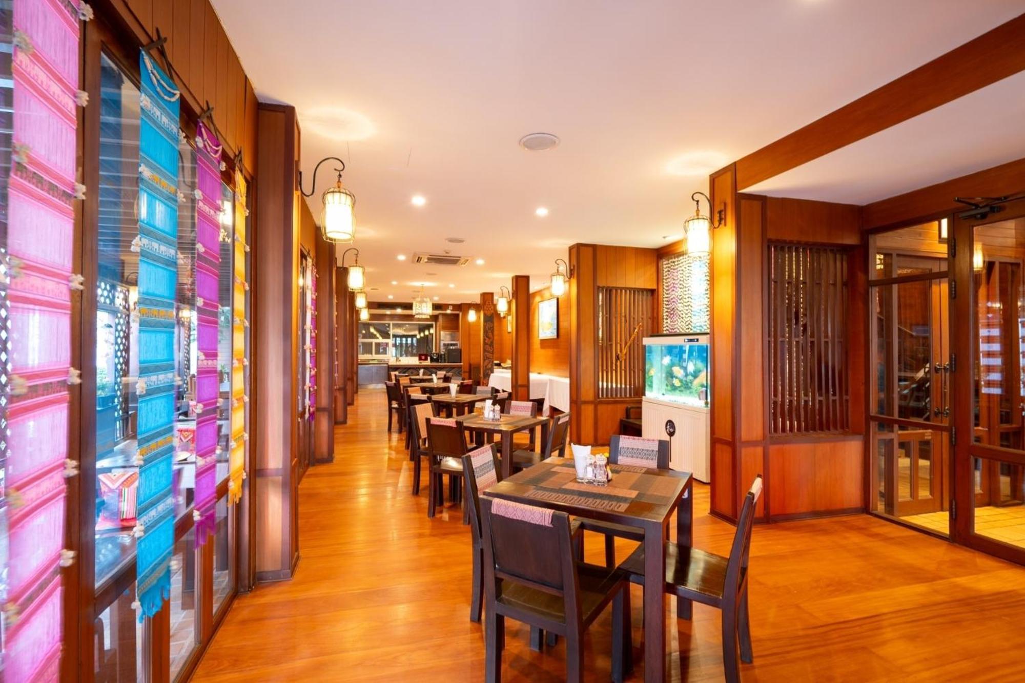 Pukha Nanfa Hotel מראה חיצוני תמונה